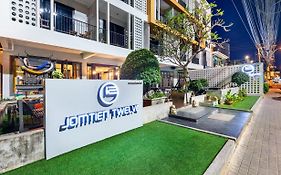 The Jomtien Twelve